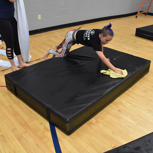 Odor-Control Gymnastics Mats: Sweat-Resistant Technology for Hygienic Training