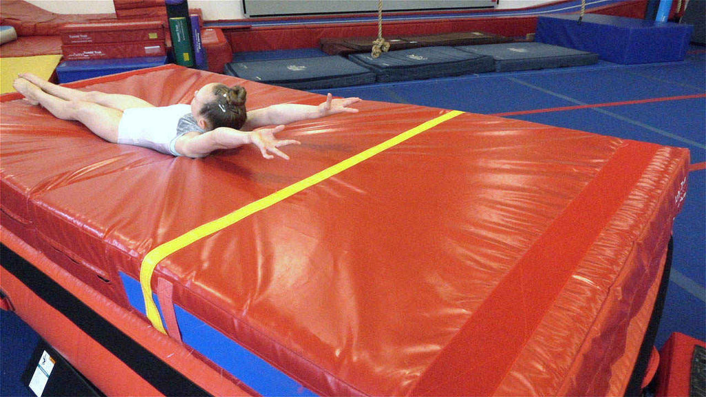 Pressure-Distribution Gymnastics Mats: Even Force Management